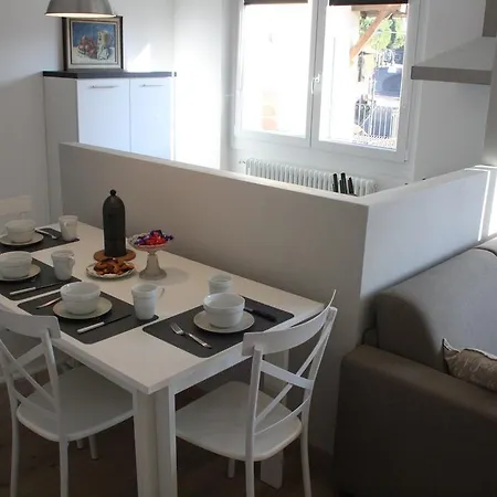 Holiday home Millake House *